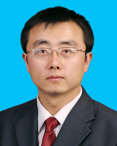 靖远县政府 副县长 许立龙(副县长) 男,汉族,1981年8月出生,大学学历