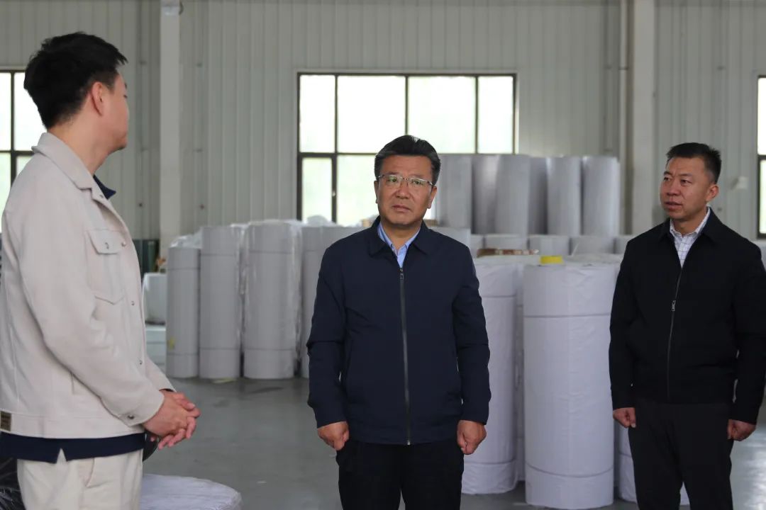 张延保在刘川工业集中区调研