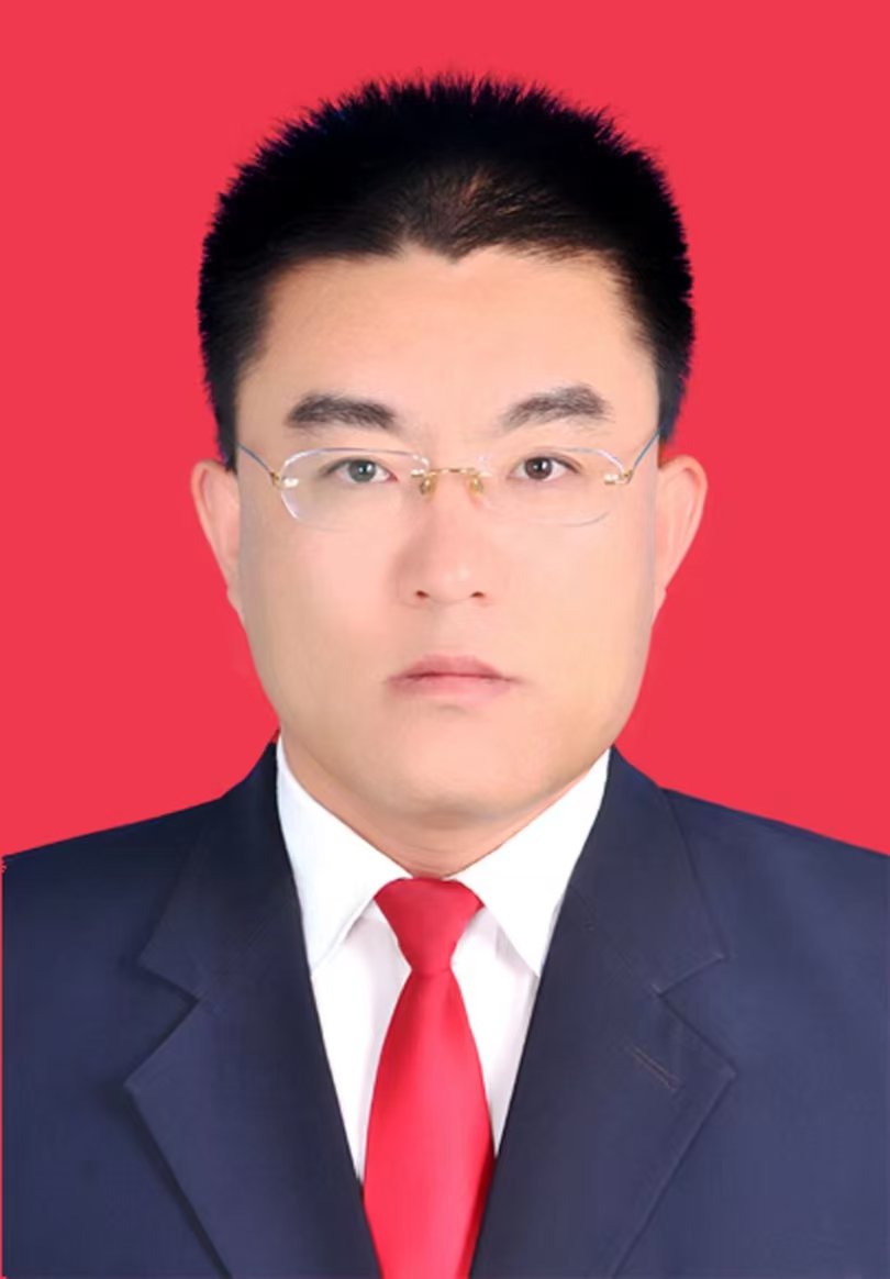 %E9%A9%AC%E6%96%8C%EF%BC%88%E7%BA%A2%E5%BA%95%EF%BC%89.jpg