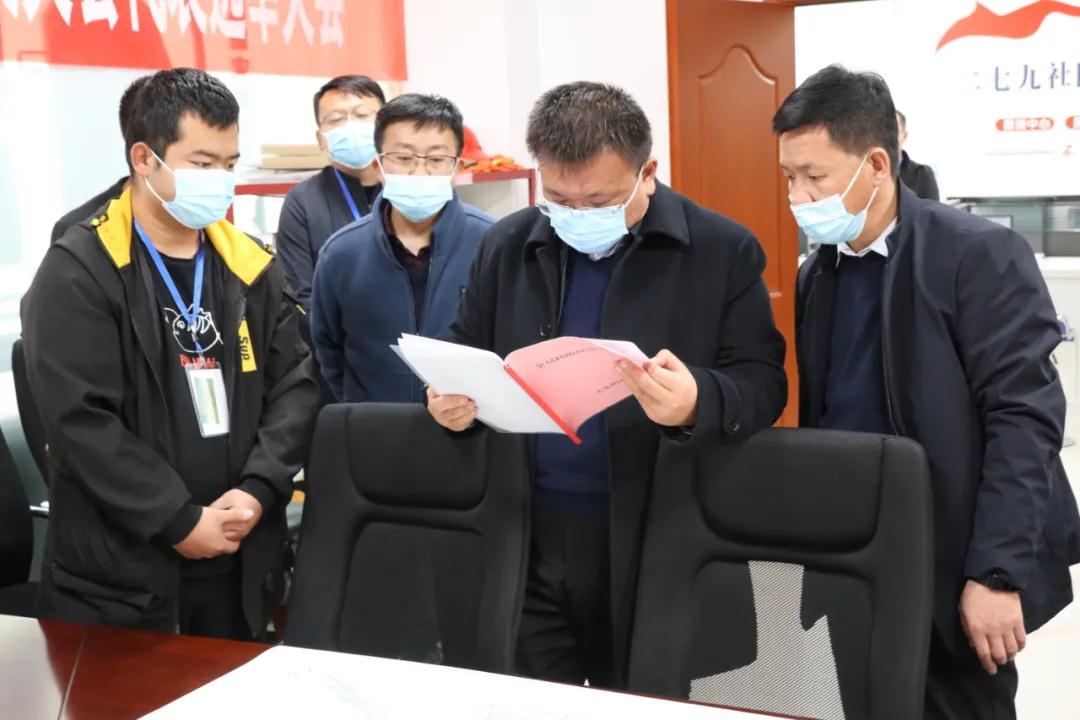 11月6日,县委副书记,代县长许伟民深入糜滩,北湾,乌兰调研乡镇重点